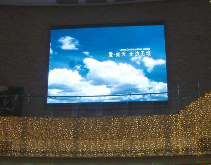 長沙戶外LED顯示屏如何選擇？