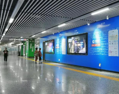 地鐵站不同區(qū)域?qū)κ覂?nèi)全彩led顯示屏要求有哪些？